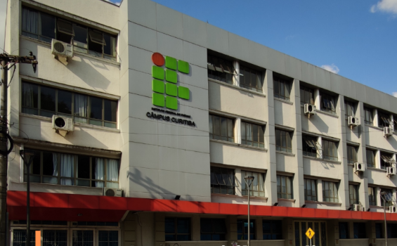Entrada do IFPR Campus Curitiba